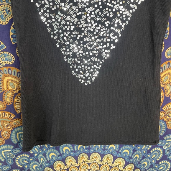 🦋5/20$🦋 sequin detailed tank top - Picture 3 of 7